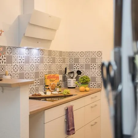 Appartement Deluxe - Sauna & Pool - Free Parking *