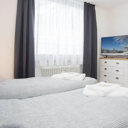 Appartement Deluxe - Sauna & Pool - Free Parking